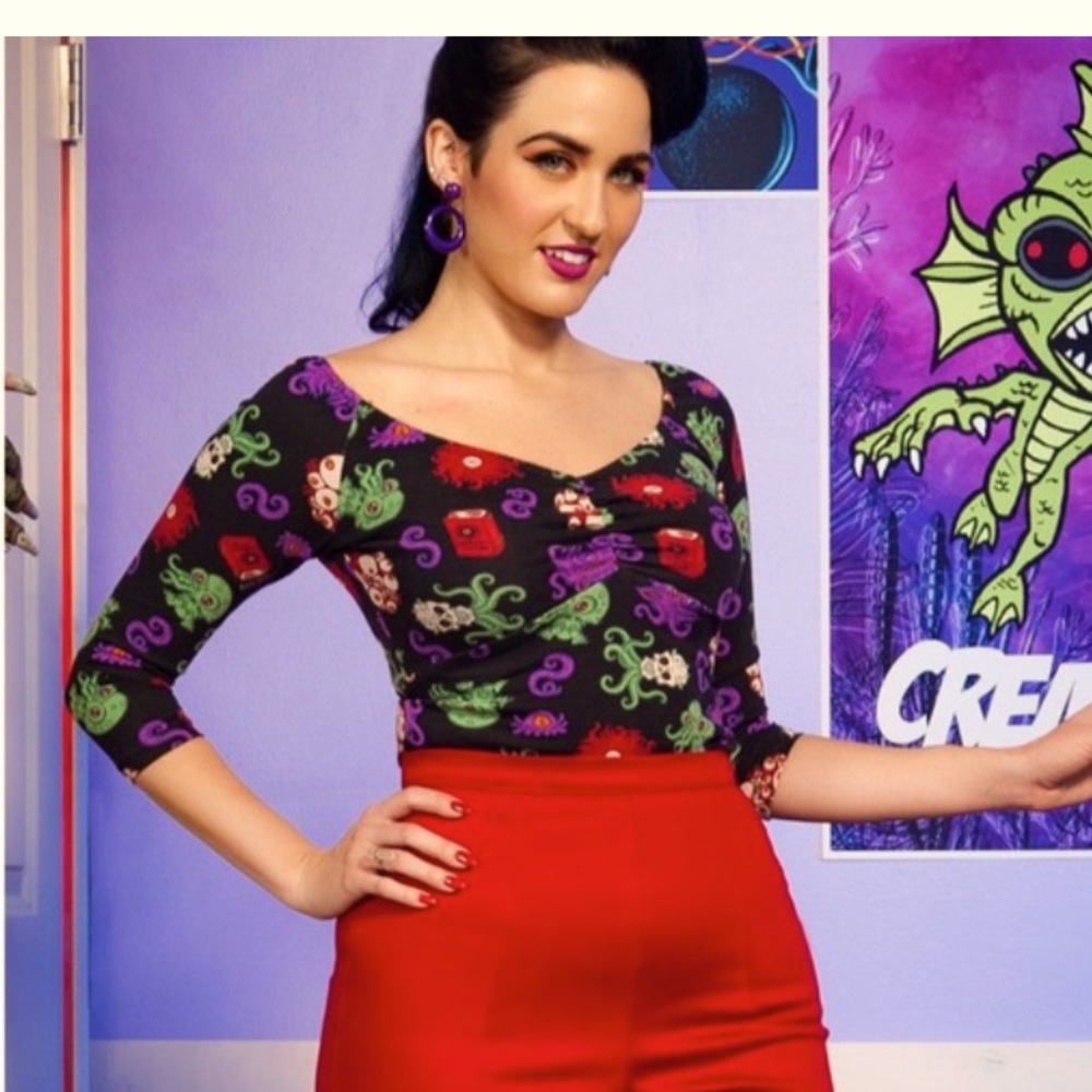 Pin up girl monster top